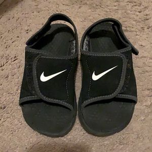 Velcro Nike sandals